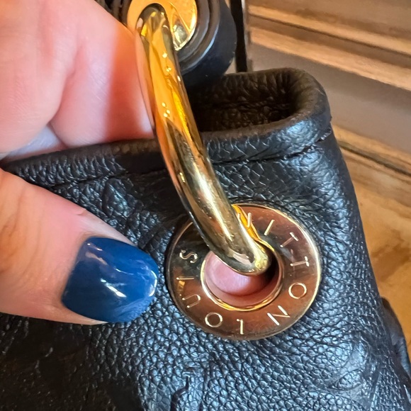 🖤🖤Louis Vuitton Artsy Empriente MM Black🖤🖤 - Picture 10 of 15